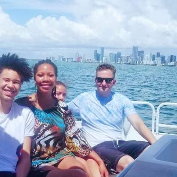 💝🛍Welcome To My Closet 💋! - Picture 4 of 16